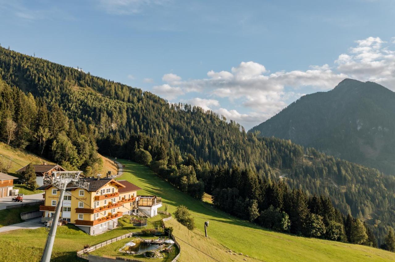 Alpendorf Hotel Stern Sankt Johann im Pongau Zewnętrze zdjęcie